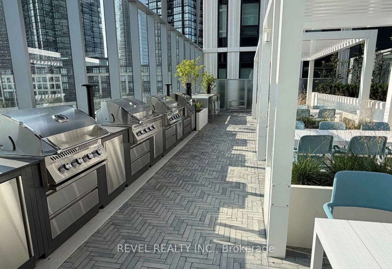 5, Meadowdale Rd, Vaughan Corporate Centre, Vaughan