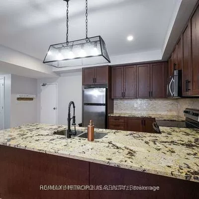 9621, Jane, Maple, Vaughan