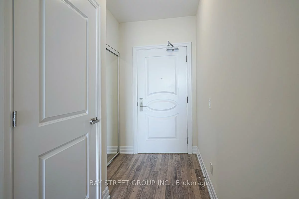 9085, Jane, Concord, Vaughan