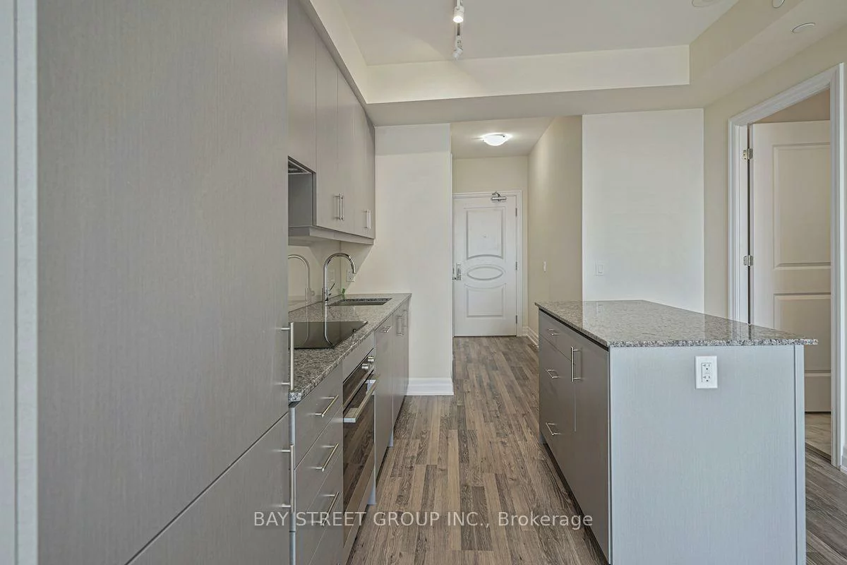 9085, Jane, Concord, Vaughan