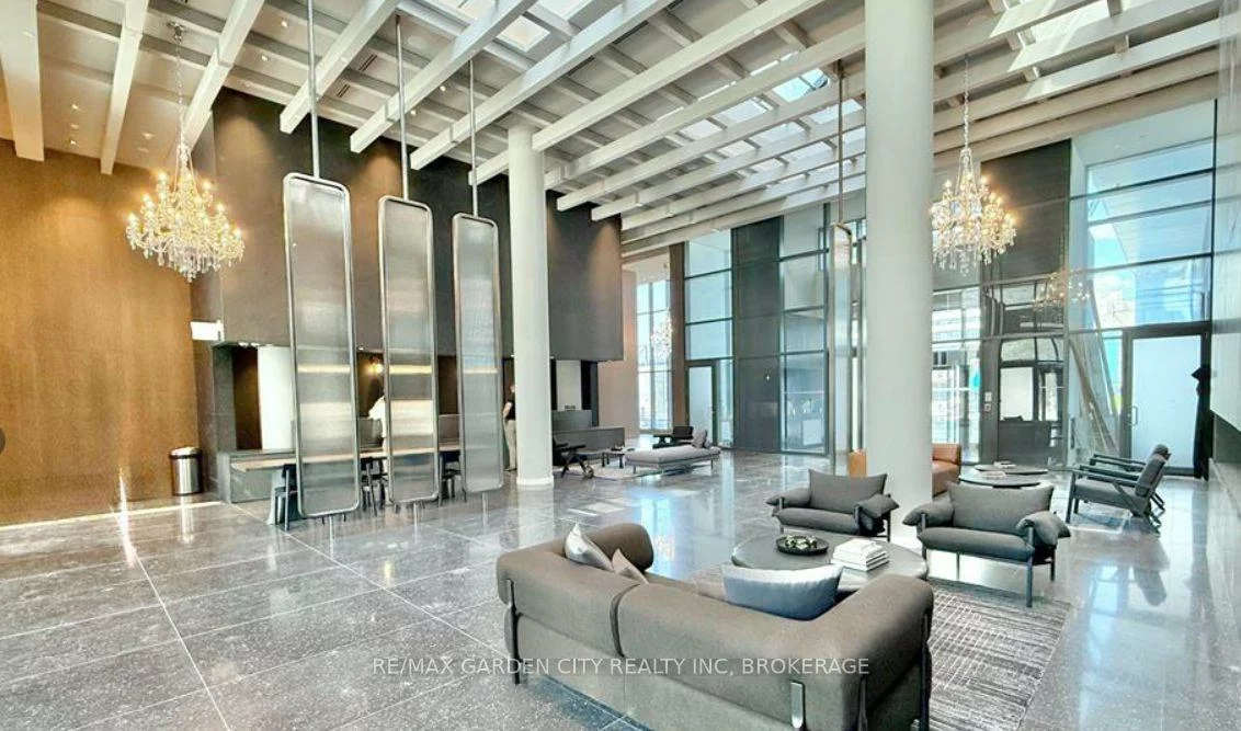 28, Interchange, Vaughan Corporate Centre, Vaughan