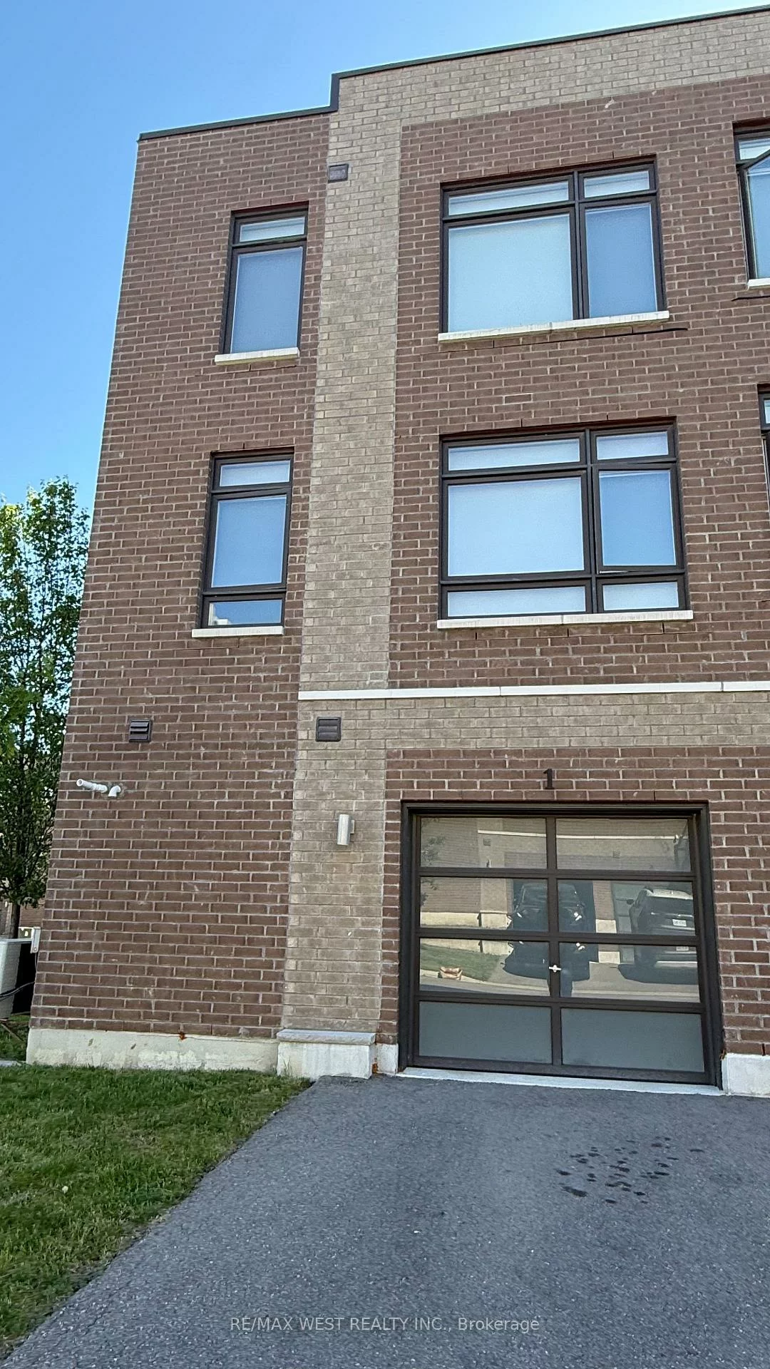 2, Lochlin, Vaughan Grove, Vaughan