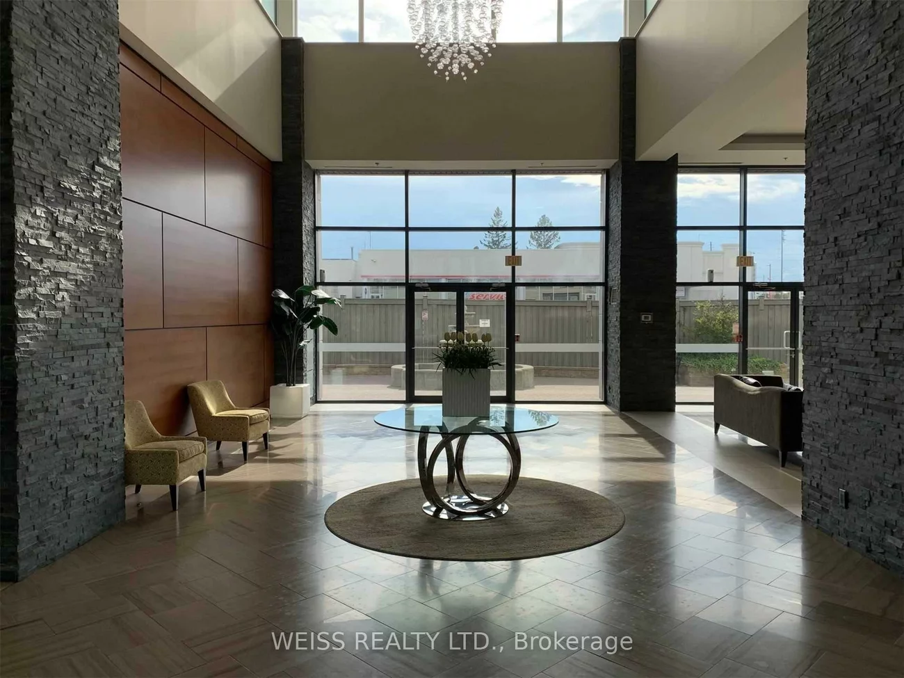 12, Woodstream, Vaughan Grove, Vaughan