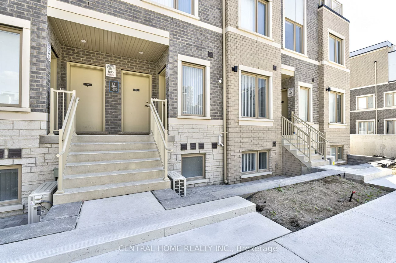 130, Honeycrisp, Vaughan Corporate Centre, Vaughan