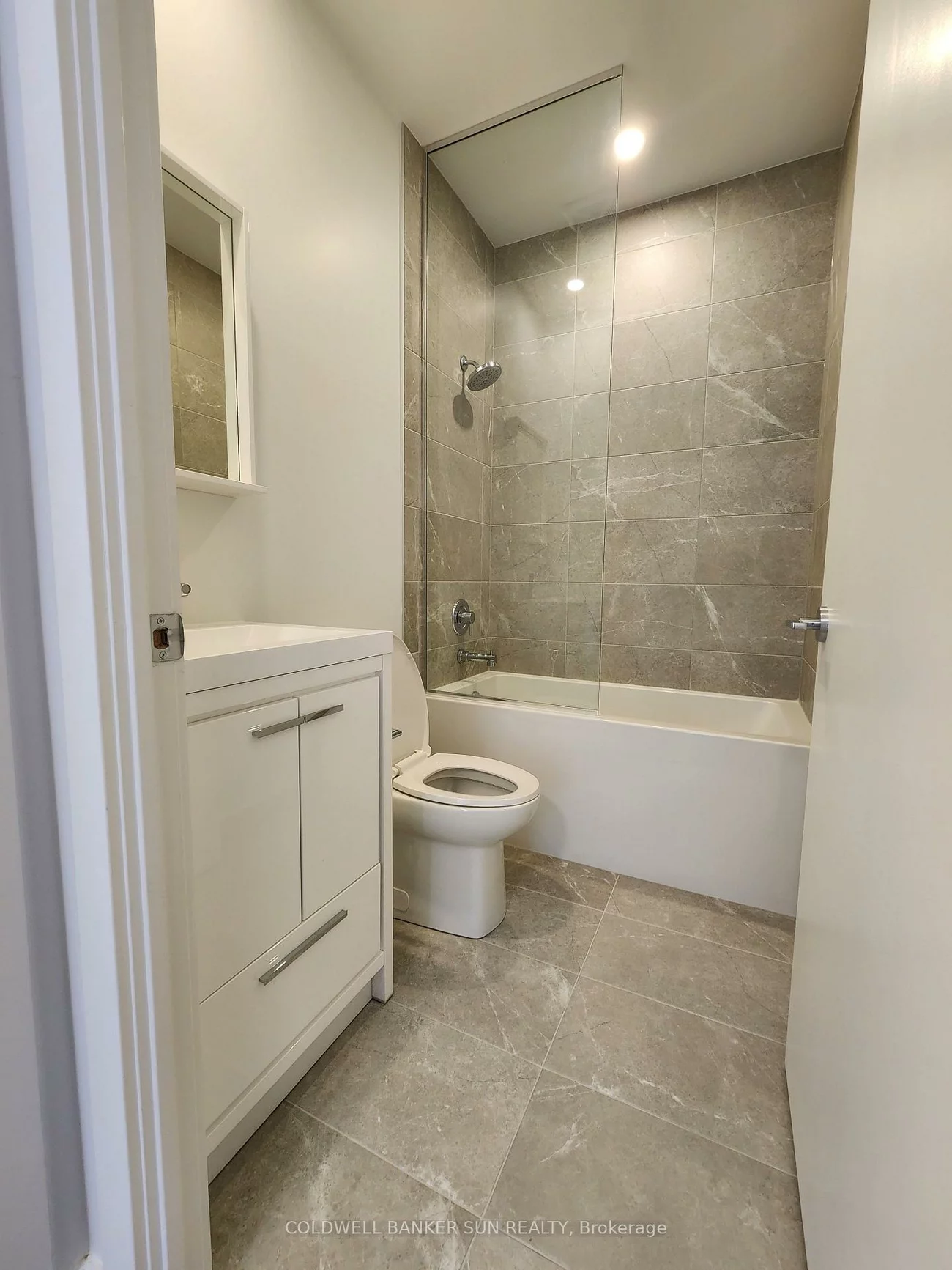 2851, Highway 7, Vaughan Corporate Centre, Vaughan