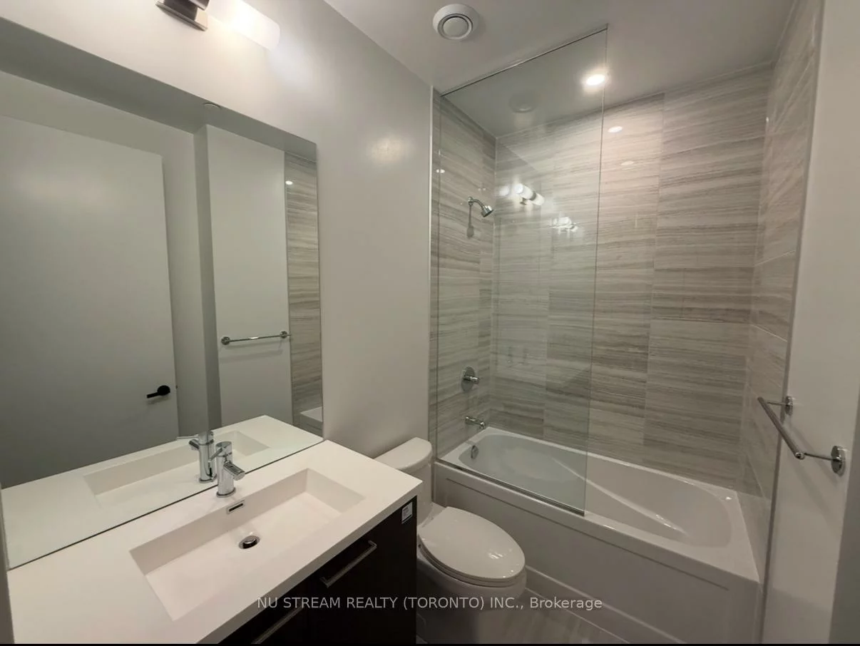 195, Commerce St, Vaughan Corporate Centre, Vaughan