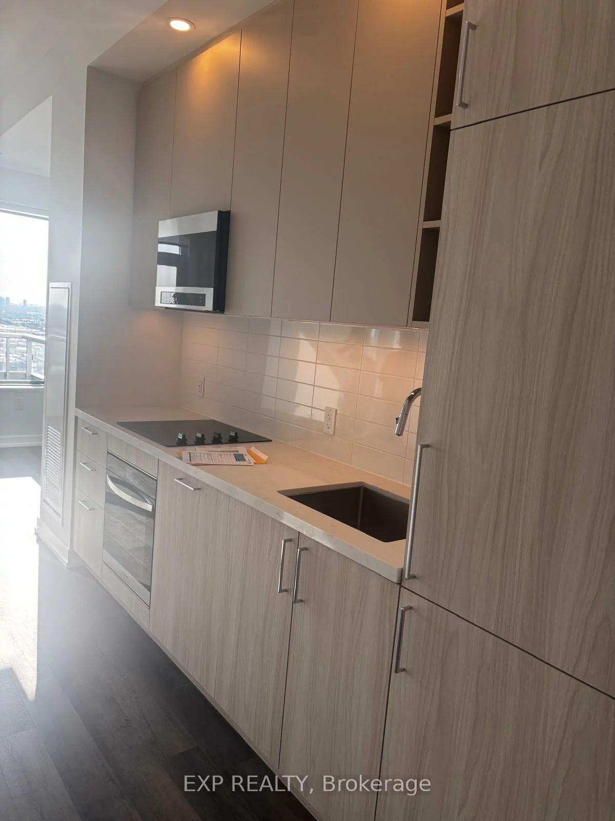 21, Meadowdale, Vaughan Corporate Centre, Vaughan