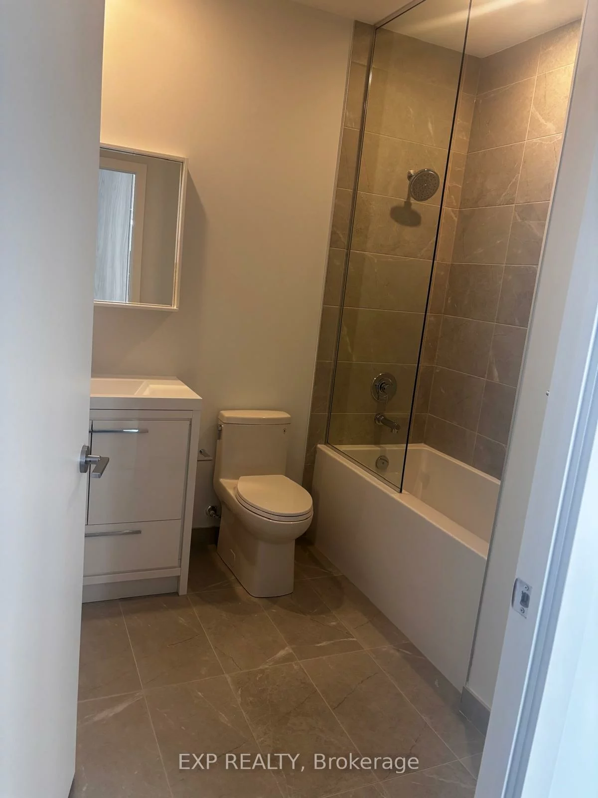 21, Meadowdale, Vaughan Corporate Centre, Vaughan