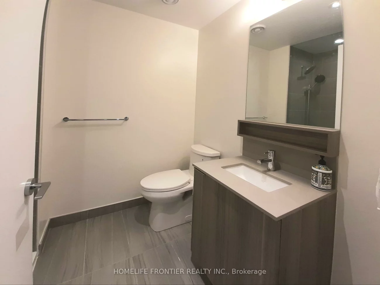 898, Portage, Vaughan Corporate Centre, Vaughan