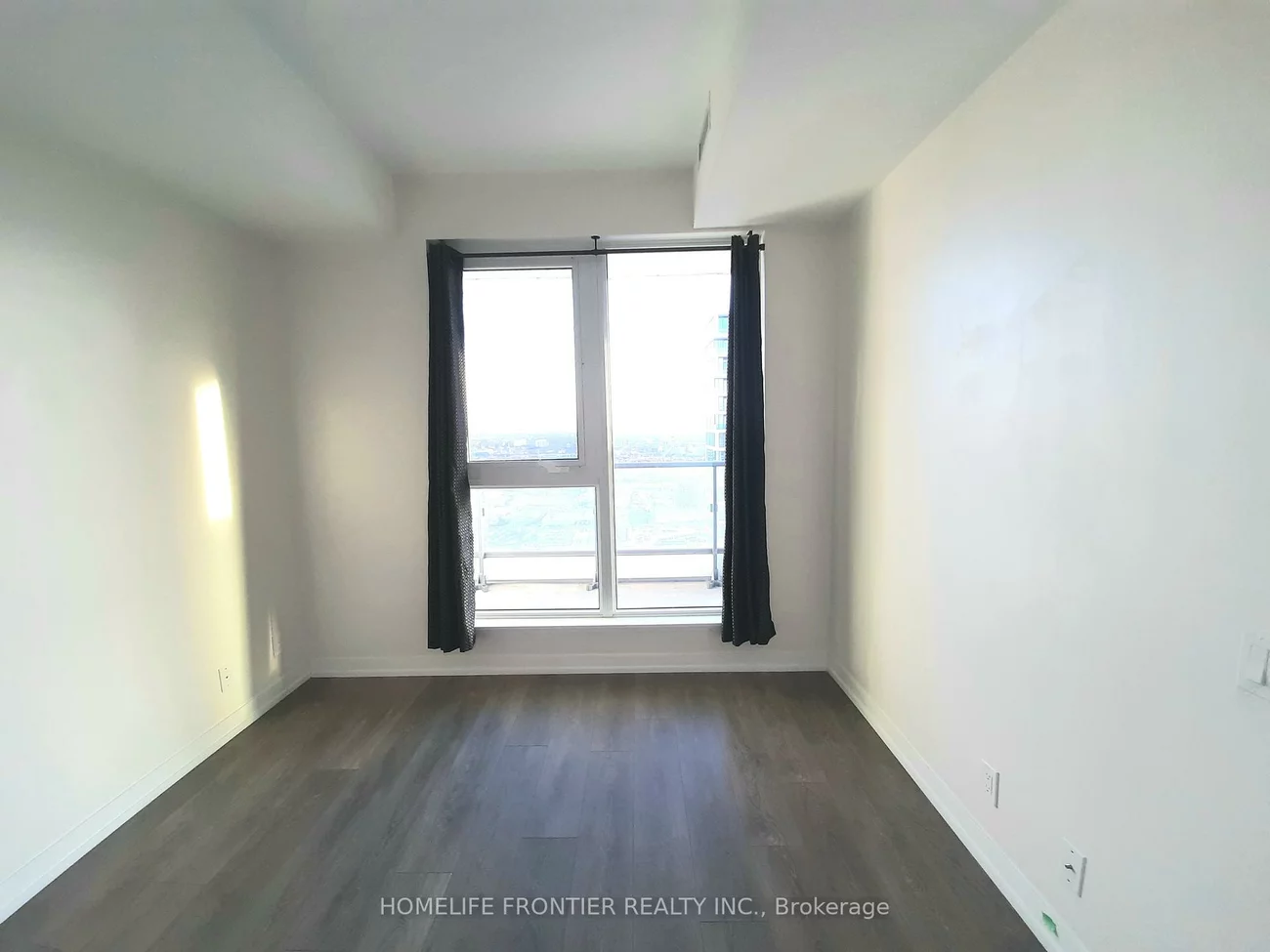 898, Portage, Vaughan Corporate Centre, Vaughan