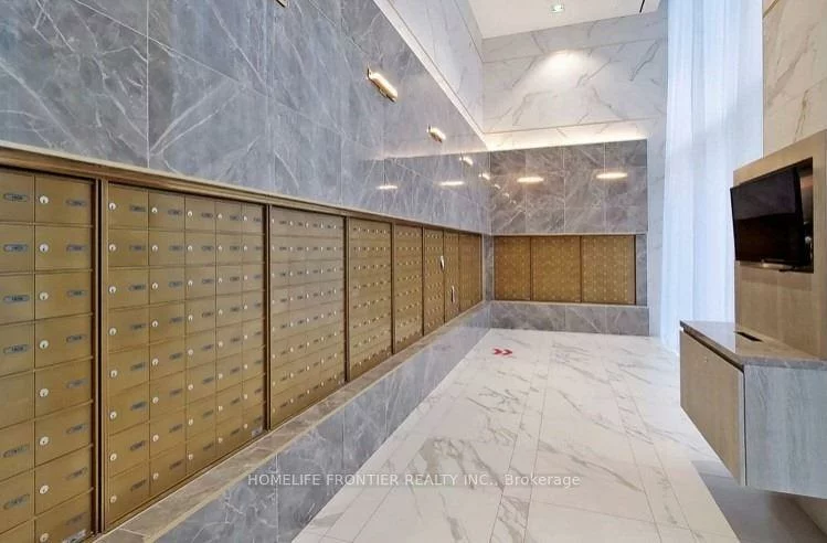 898, Portage, Vaughan Corporate Centre, Vaughan