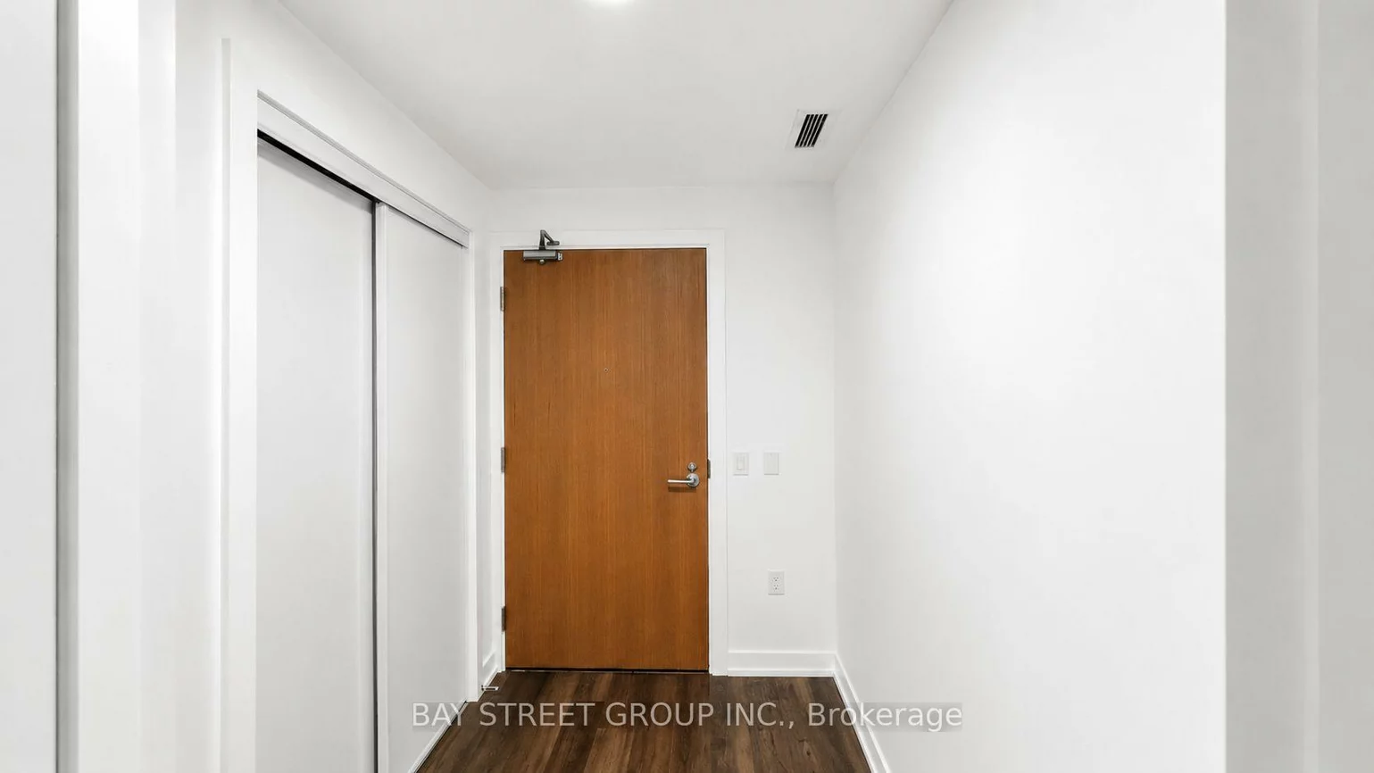 21, Meadowdale, Vaughan Corporate Centre, Vaughan