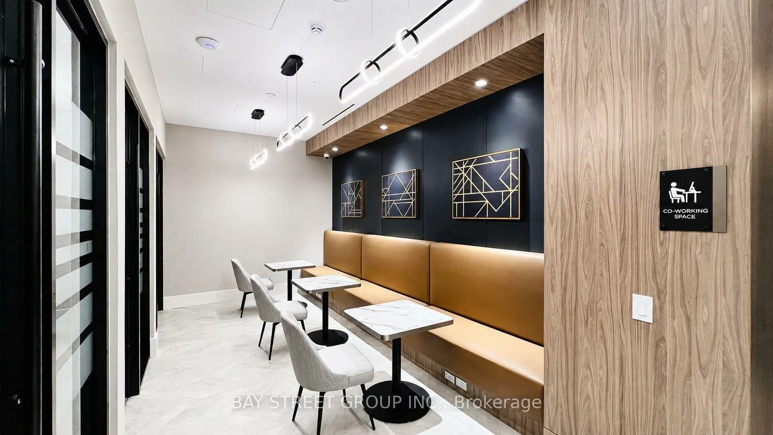 21, Meadowdale, Vaughan Corporate Centre, Vaughan
