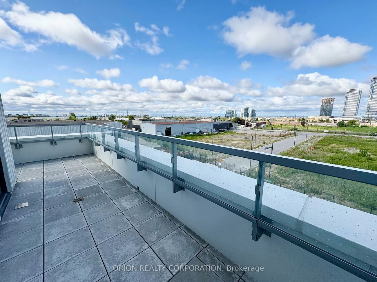 21, Meadowdale, Vaughan Corporate Centre, Vaughan