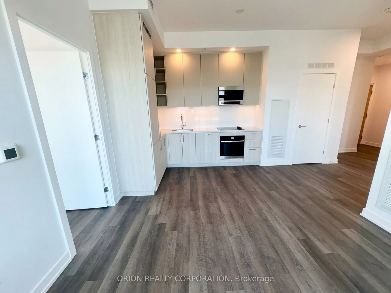 21, Meadowdale, Vaughan Corporate Centre, Vaughan