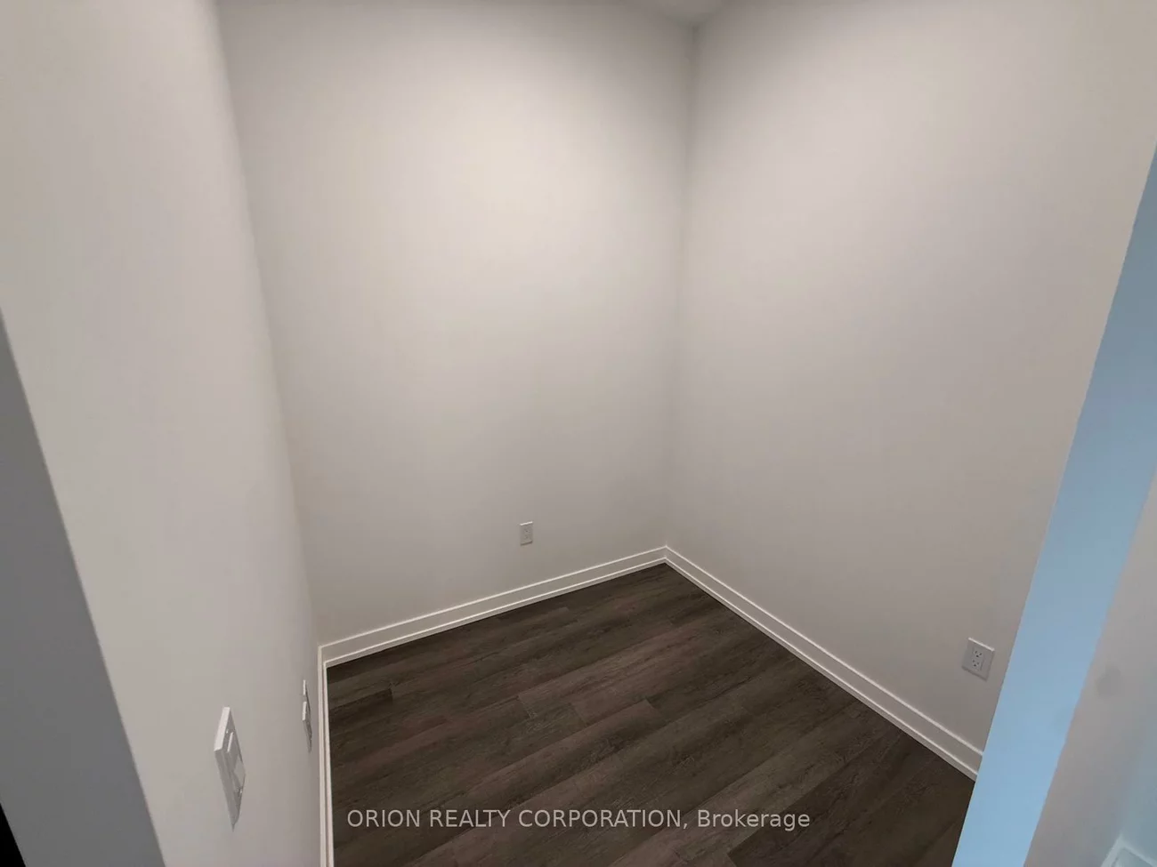 21, Meadowdale, Vaughan Corporate Centre, Vaughan