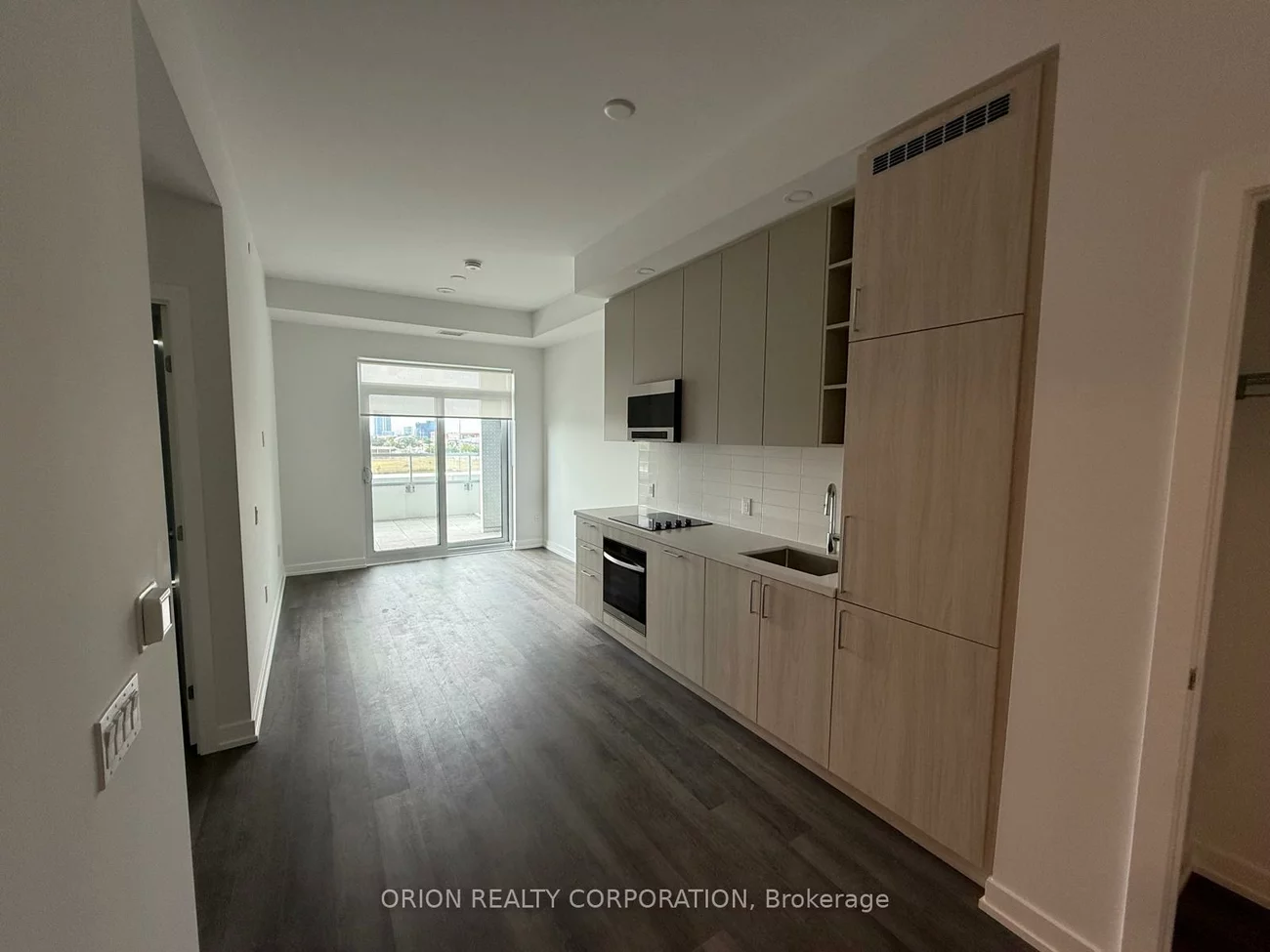 21, Meadowdale, Vaughan Corporate Centre, Vaughan