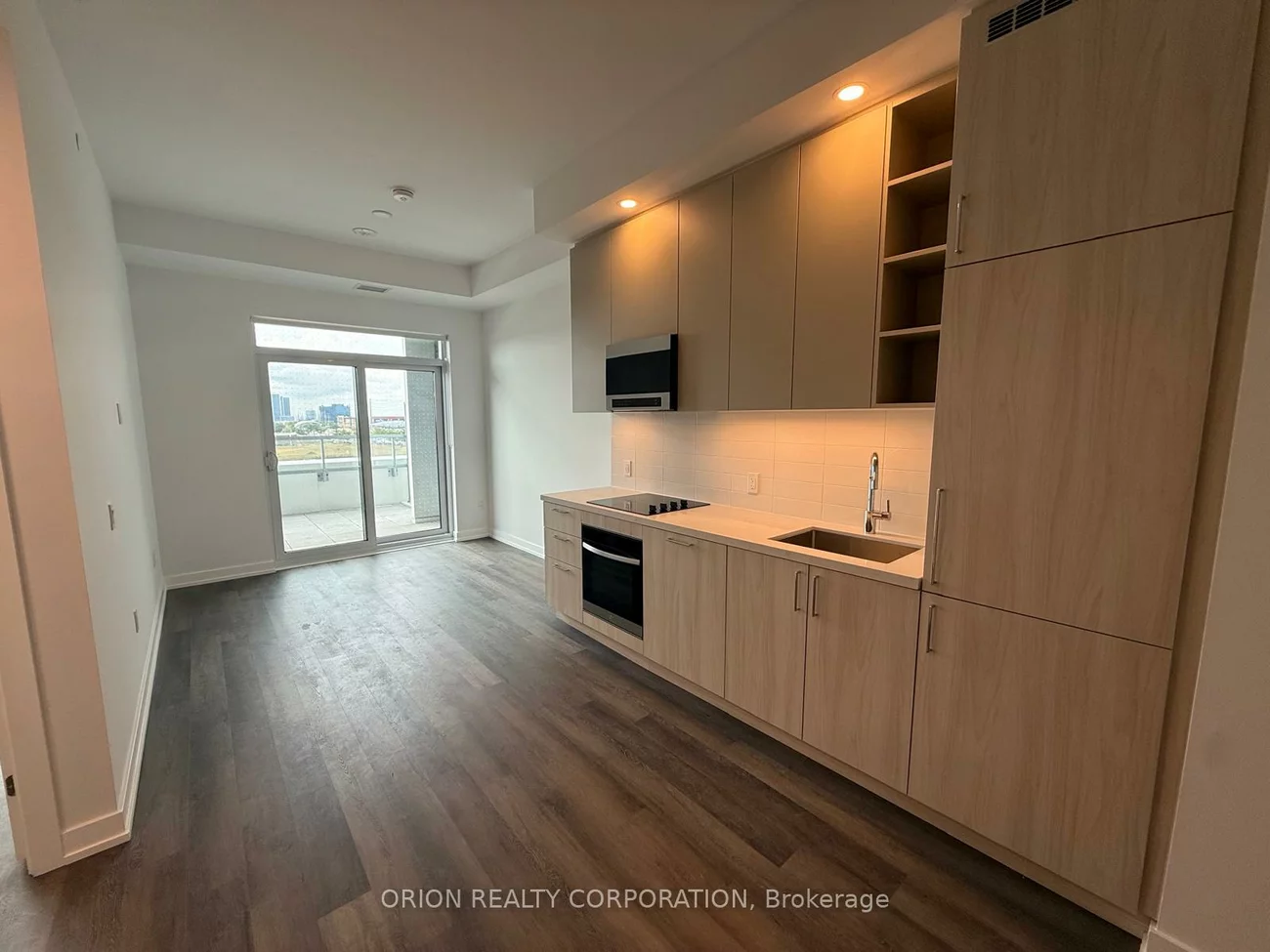 21, Meadowdale, Vaughan Corporate Centre, Vaughan