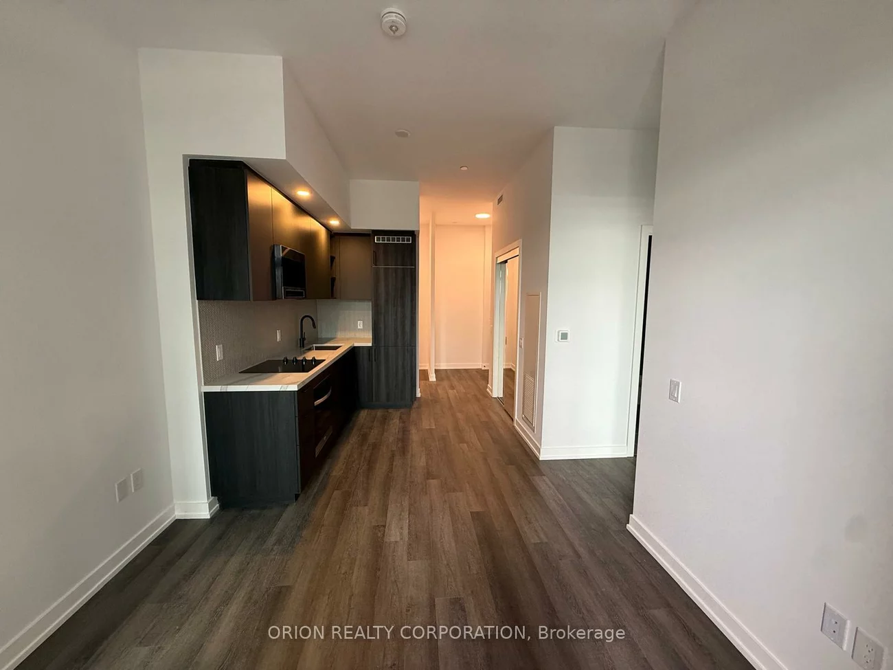 21, Meadowdale, Vaughan Corporate Centre, Vaughan