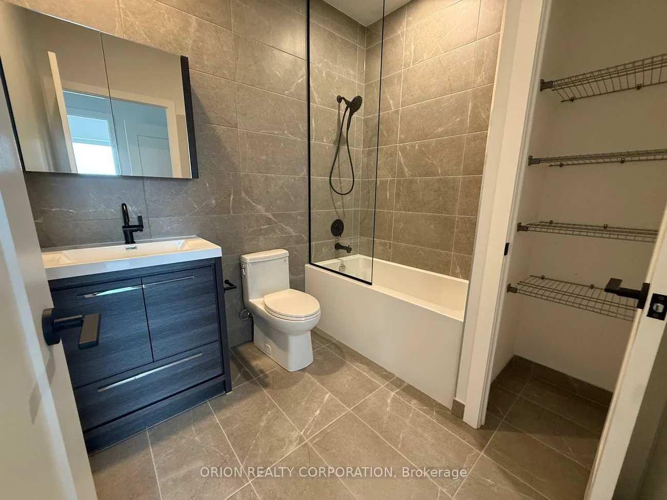21, Meadowdale, Vaughan Corporate Centre, Vaughan