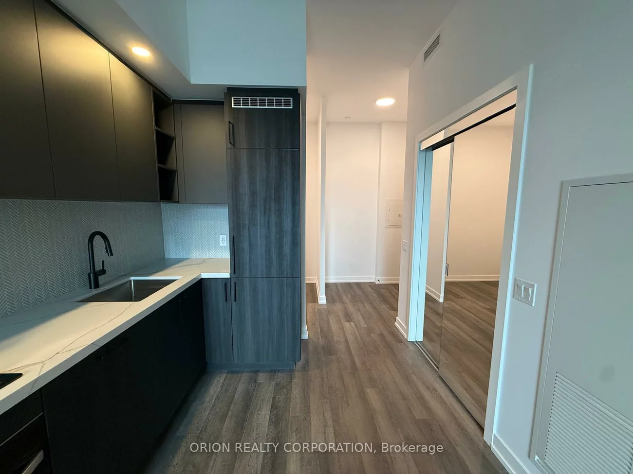 21, Meadowdale, Vaughan Corporate Centre, Vaughan