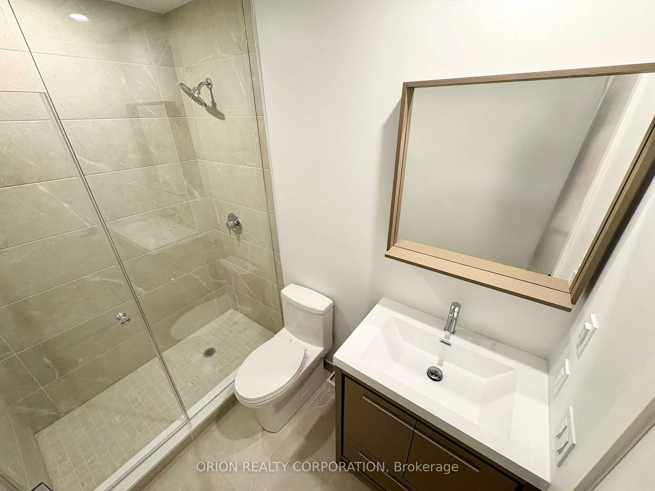 5, Meadowdale, Vaughan Corporate Centre, Vaughan