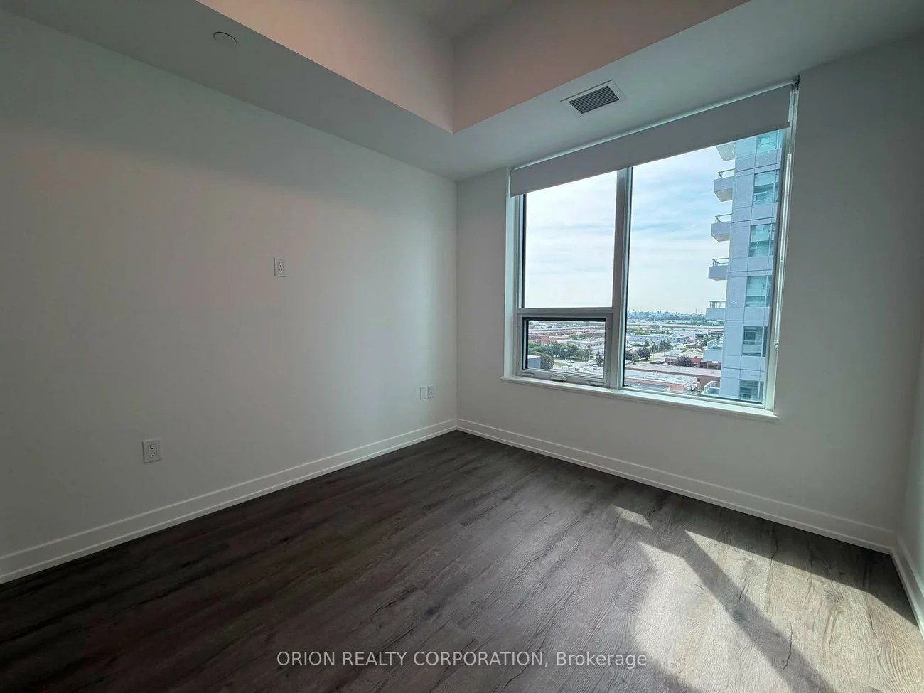 5, Meadowdale, Vaughan Corporate Centre, Vaughan