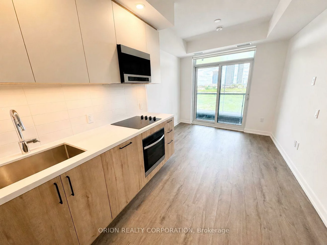 5, Meadowdale, Vaughan Corporate Centre, Vaughan