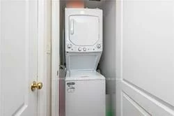 100, Promenade, Brownridge, Vaughan