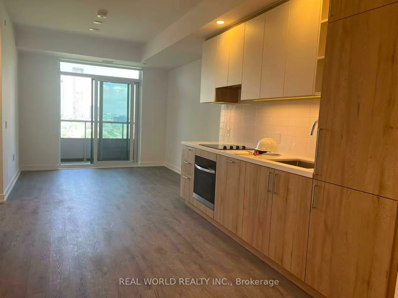 21, Meadowdale, Concord, Vaughan