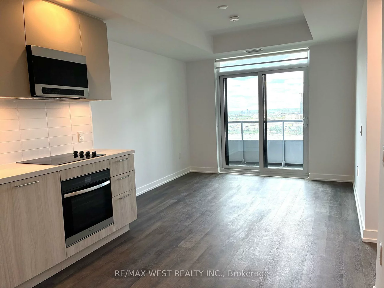 21, Meadowdale, Vaughan Corporate Centre, Vaughan