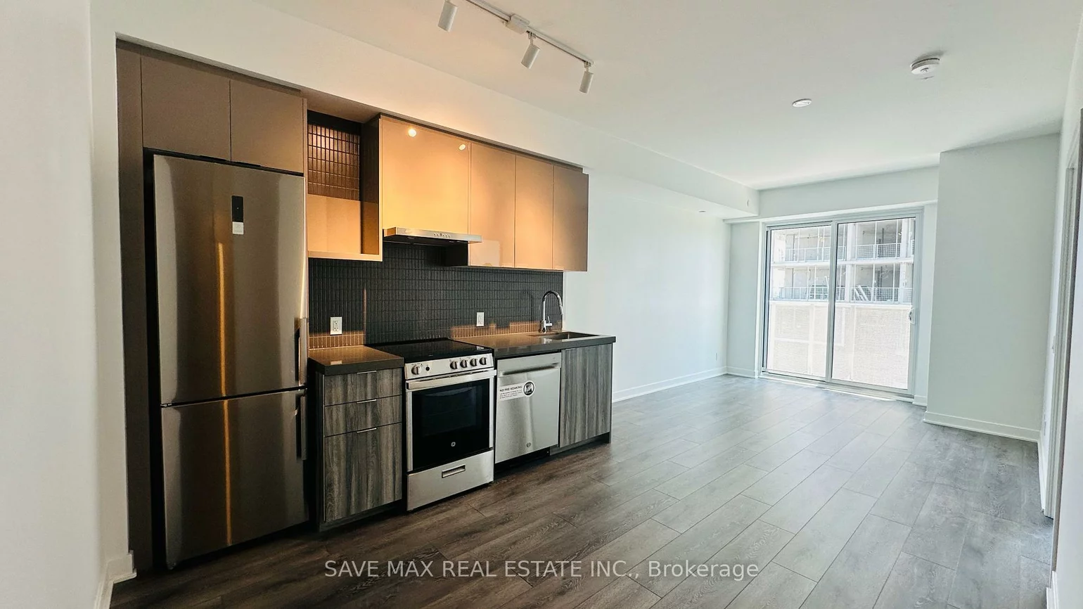 6, Flavelle, Steeles West Industrial, Vaughan