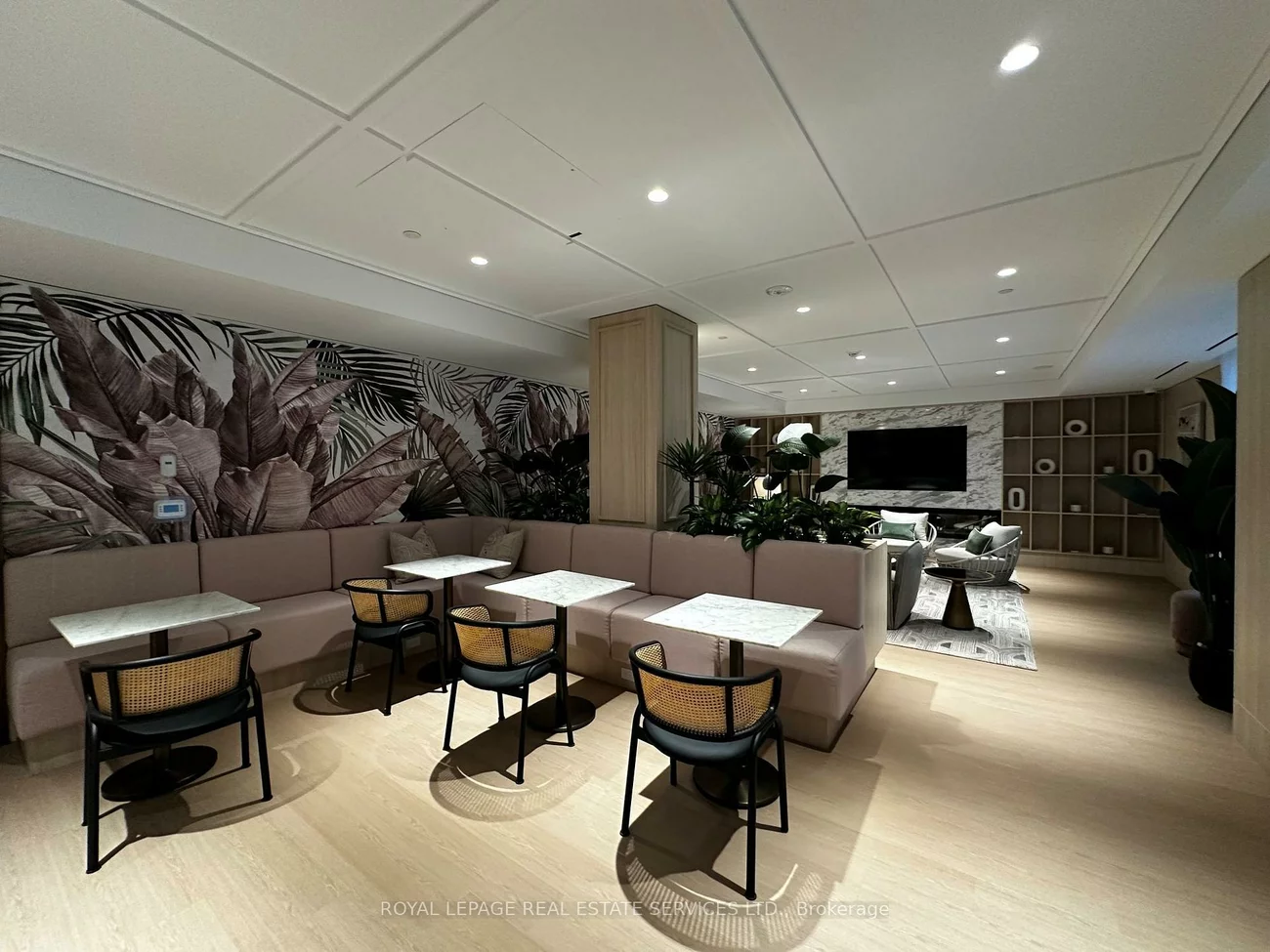 5, Meadowdale, Vaughan Corporate Centre, Vaughan