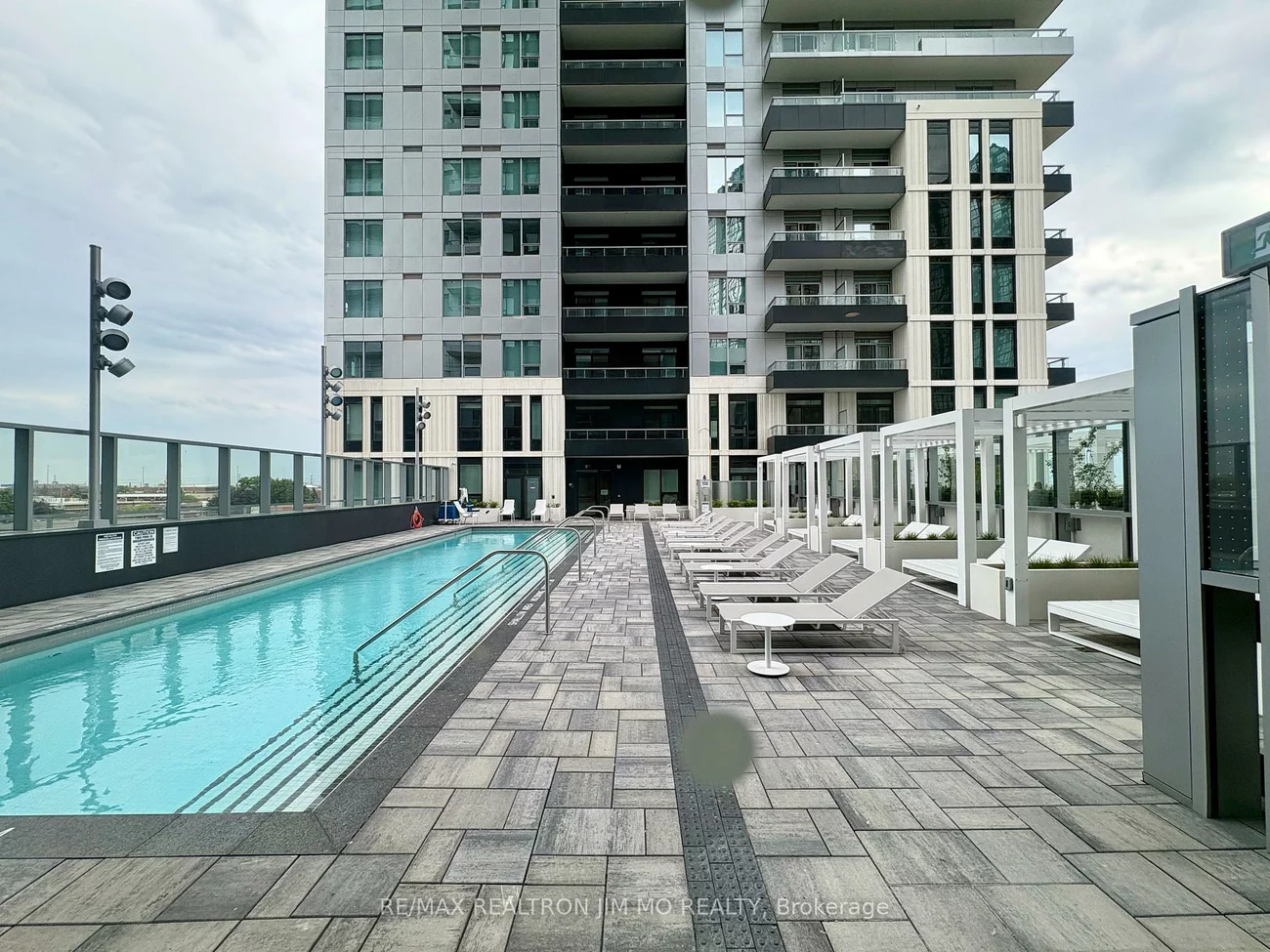 5, Meadowdale, Vaughan Corporate Centre, Vaughan