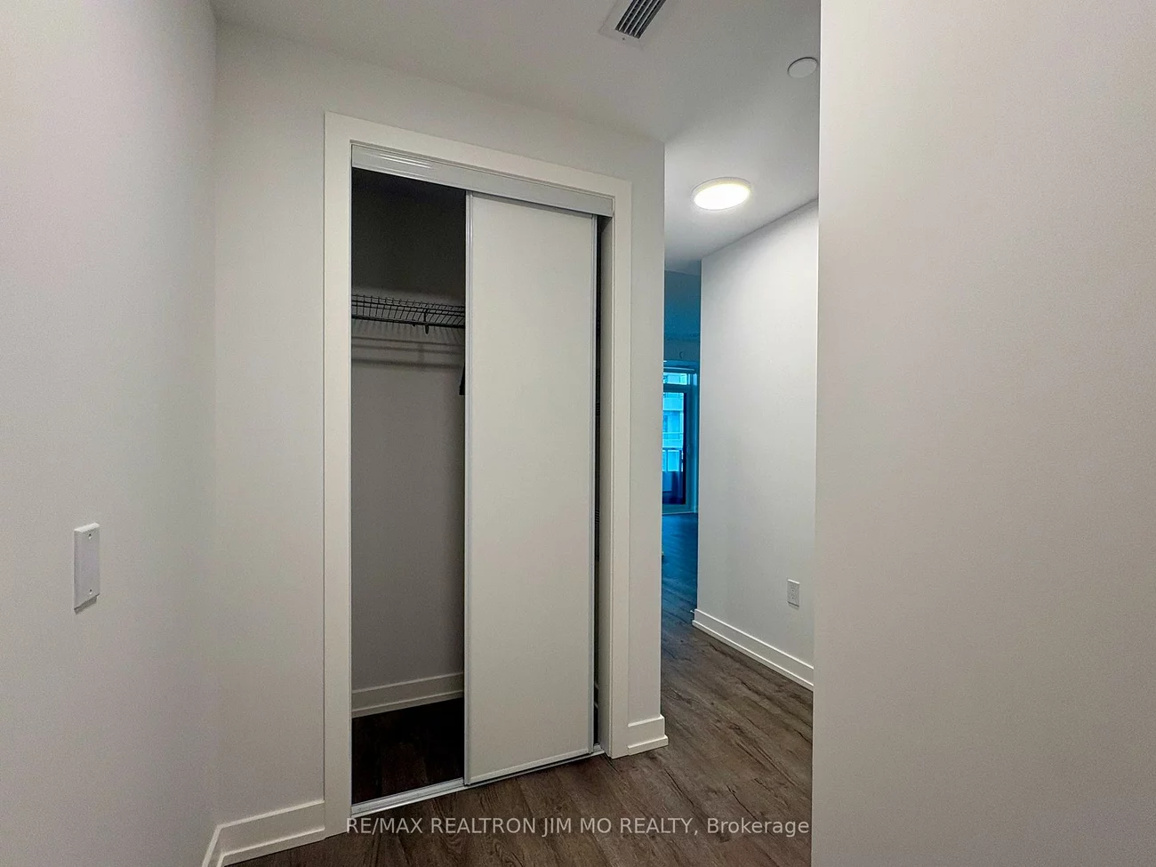 5, Meadowdale, Vaughan Corporate Centre, Vaughan