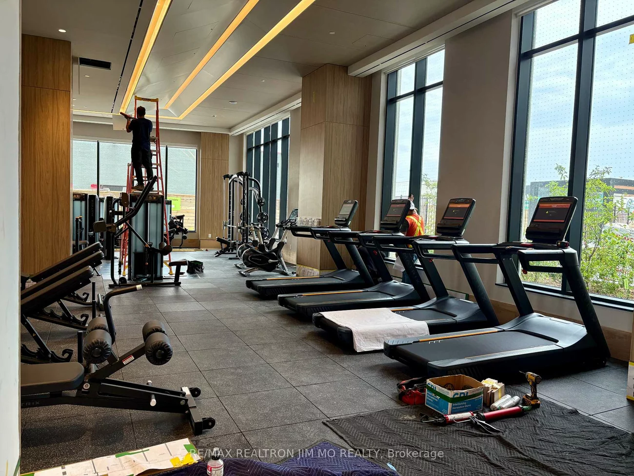 5, Meadowdale, Vaughan Corporate Centre, Vaughan