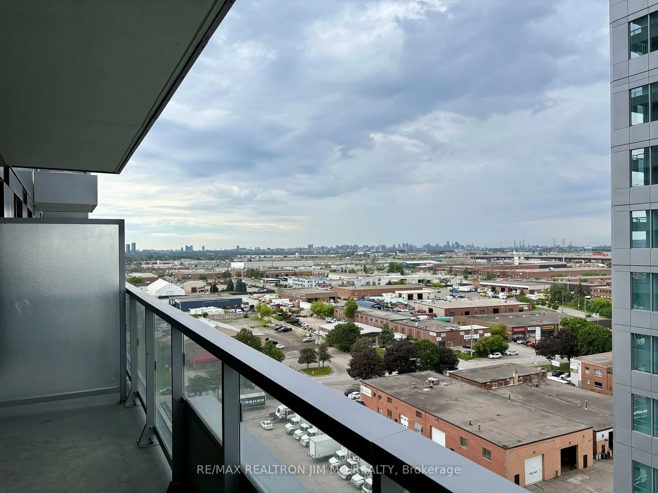 5, Meadowdale, Vaughan Corporate Centre, Vaughan
