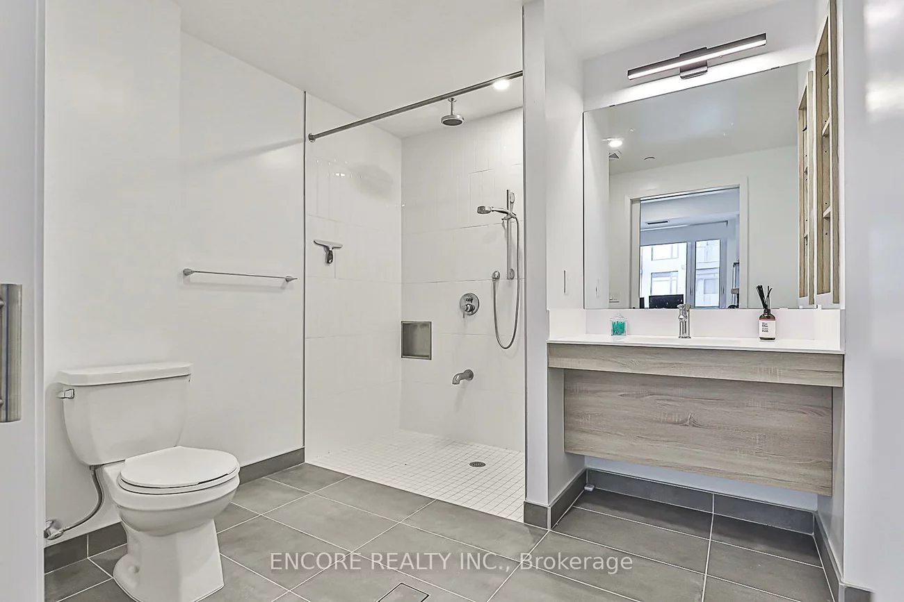 7950, Bathurst, Beverley Glen, Vaughan
