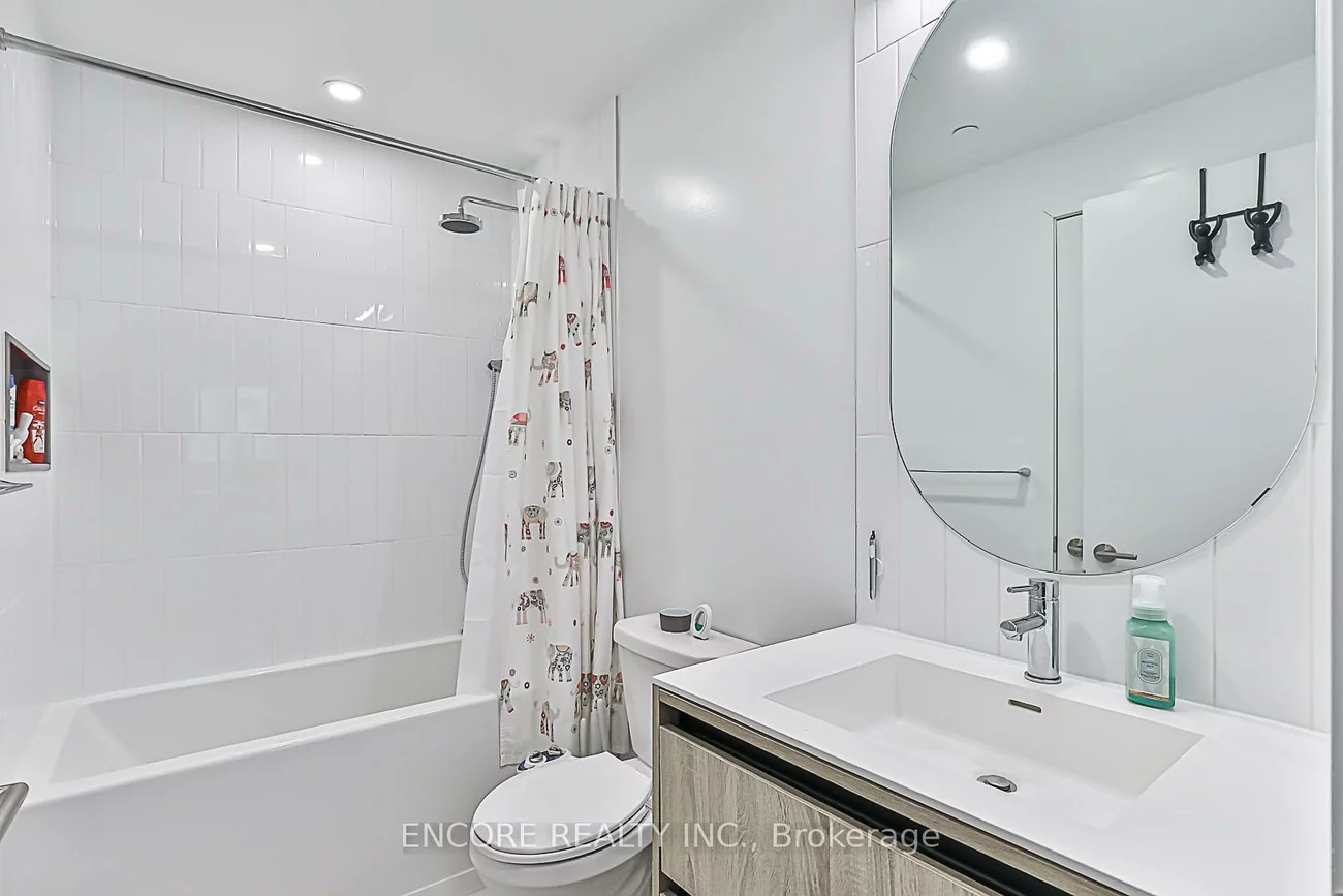 7950, Bathurst, Beverley Glen, Vaughan