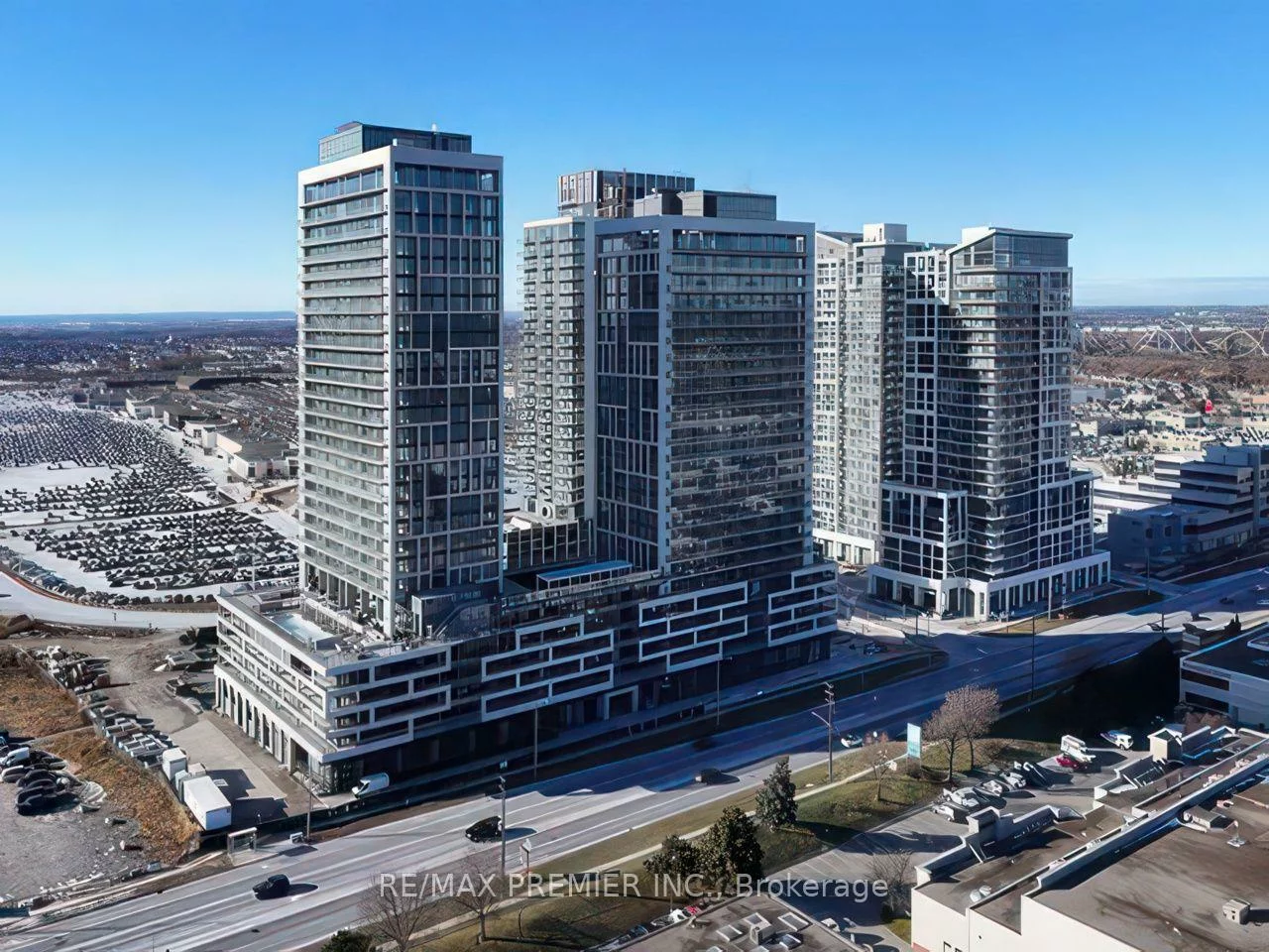 8960, Jane, Concord, Vaughan