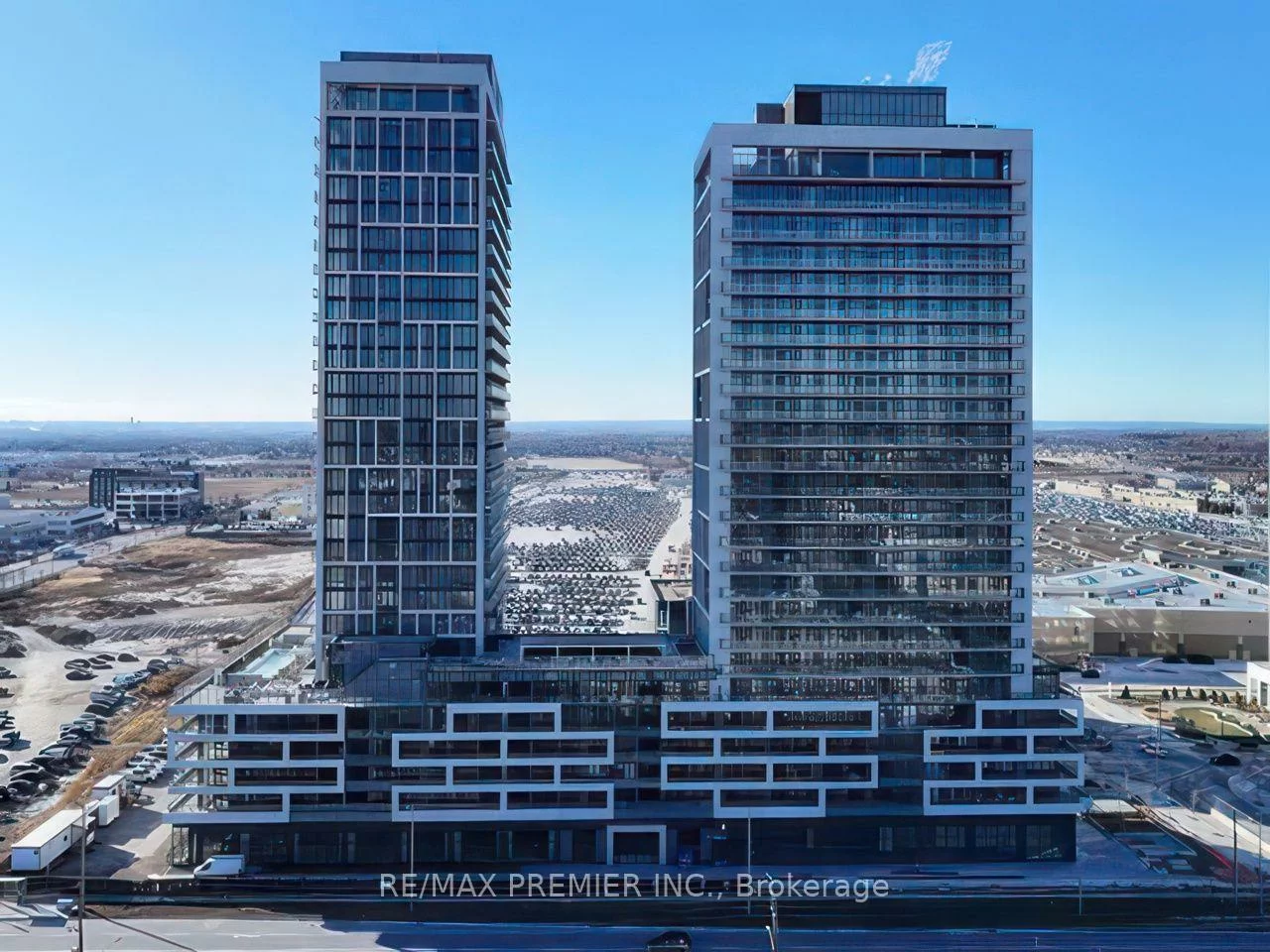 8960, Jane, Concord, Vaughan