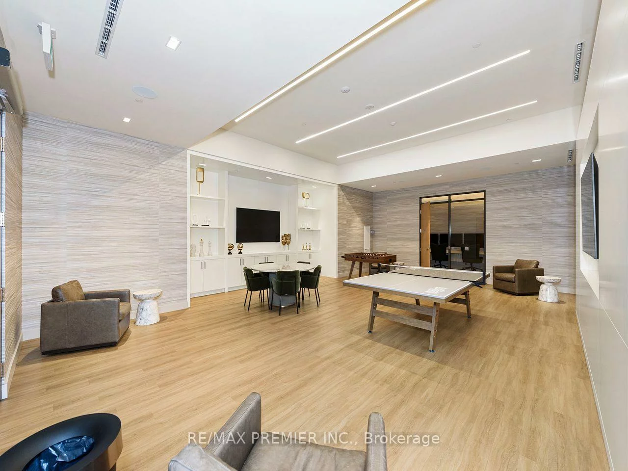 8960, Jane, Concord, Vaughan