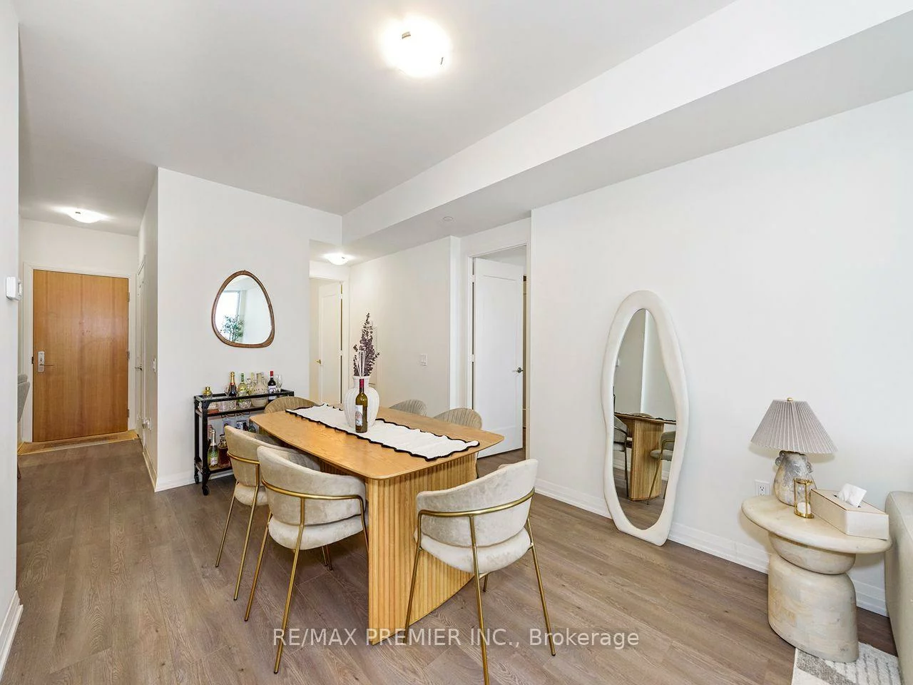 8960, Jane, Concord, Vaughan