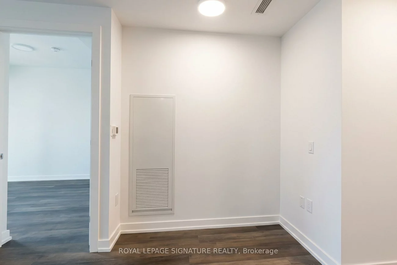 5, Meadowdale, Vaughan Corporate Centre, Vaughan