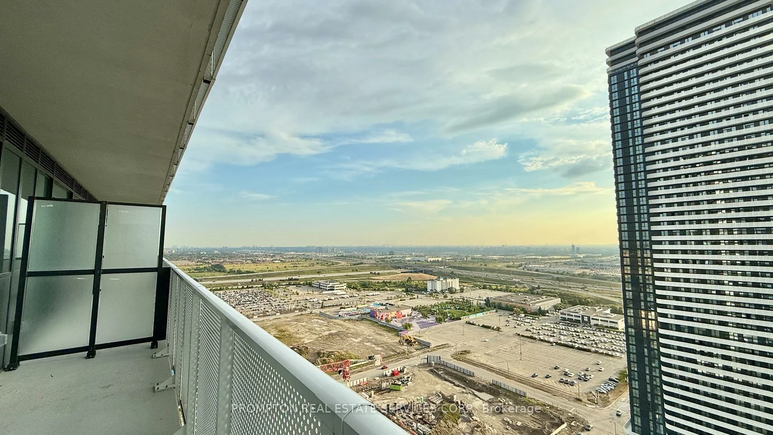 28, Interchange, Vaughan Corporate Centre, Vaughan