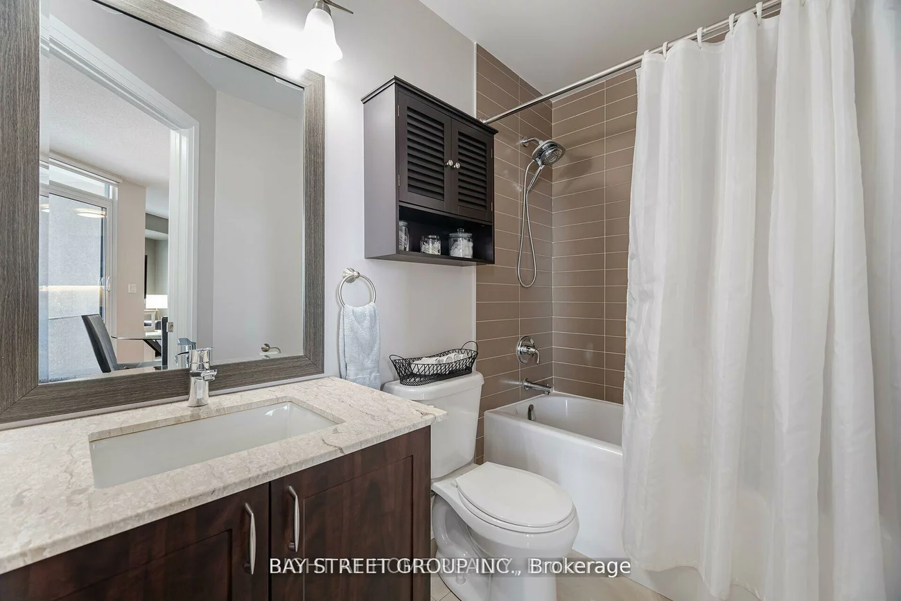 24, Woodstream, Vaughan Grove, Vaughan