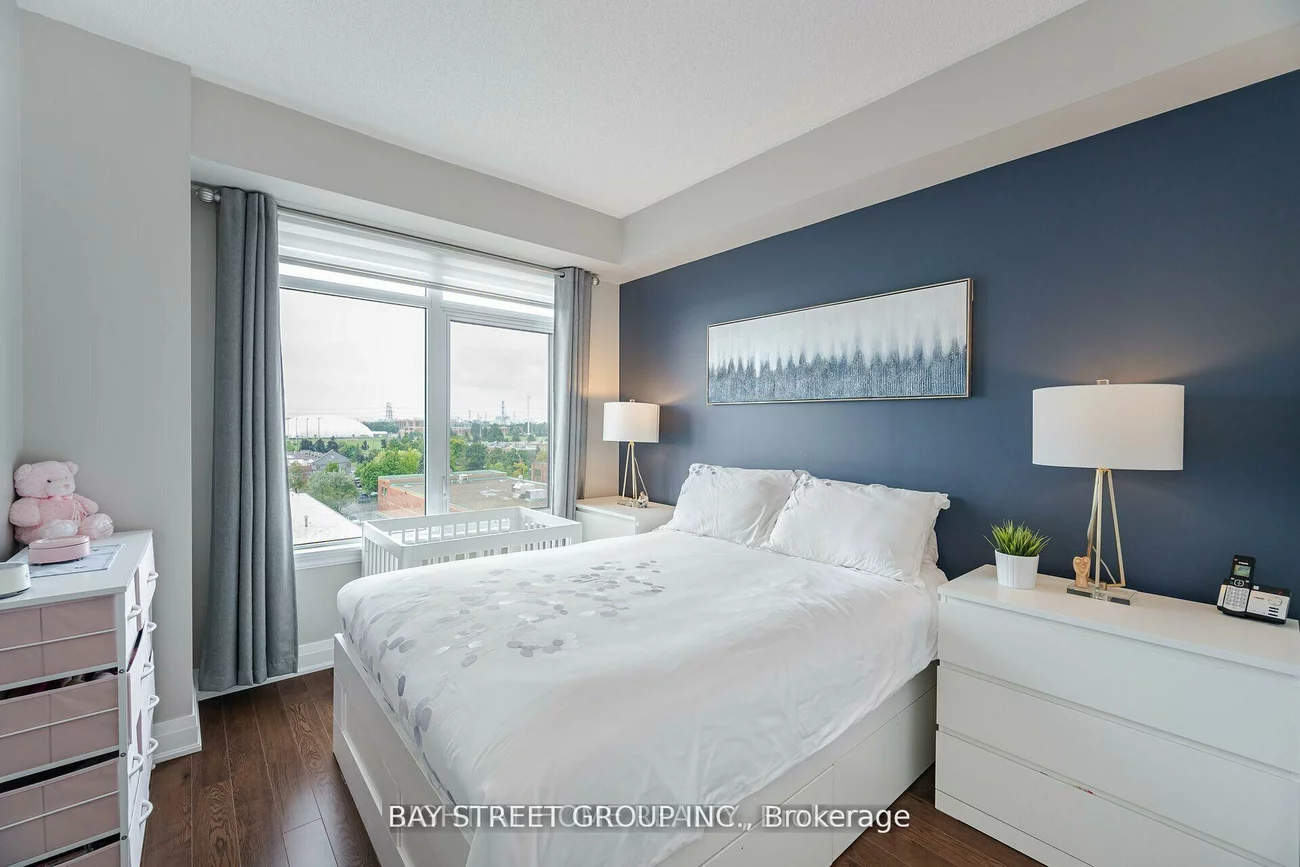 24, Woodstream, Vaughan Grove, Vaughan