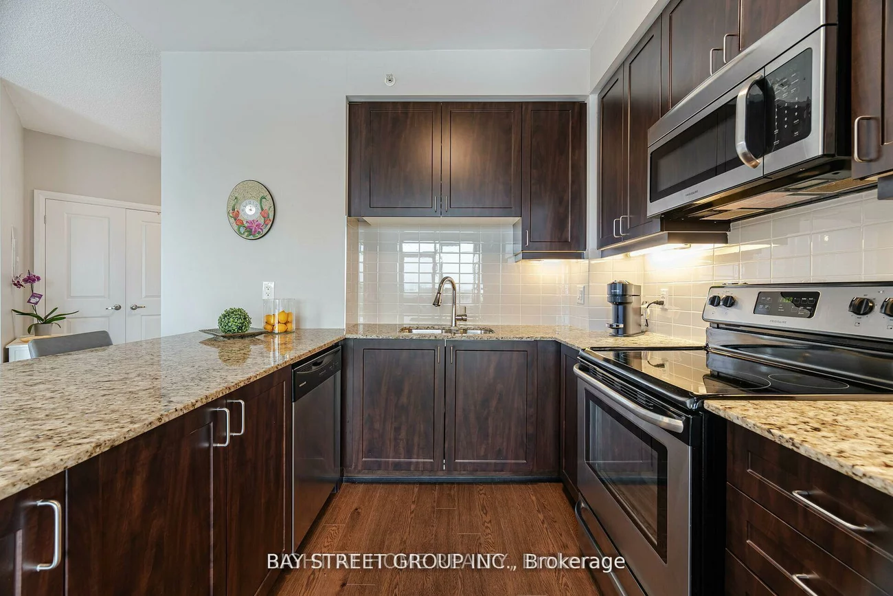 24, Woodstream, Vaughan Grove, Vaughan