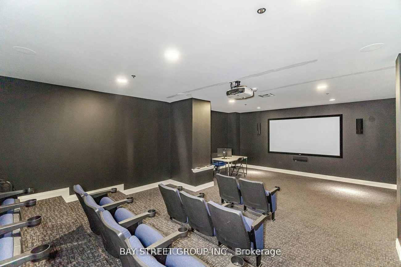 24, Woodstream, Vaughan Grove, Vaughan