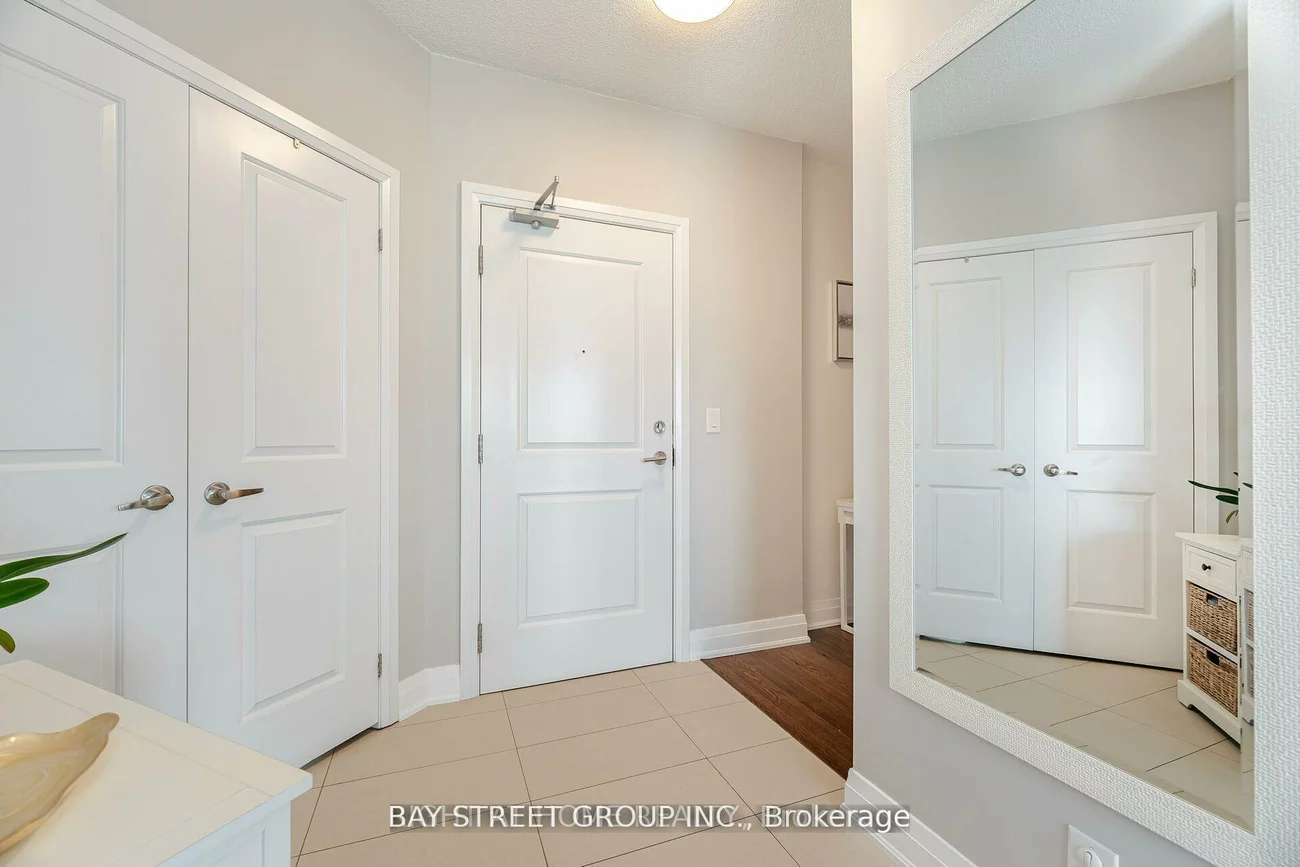 24, Woodstream, Vaughan Grove, Vaughan